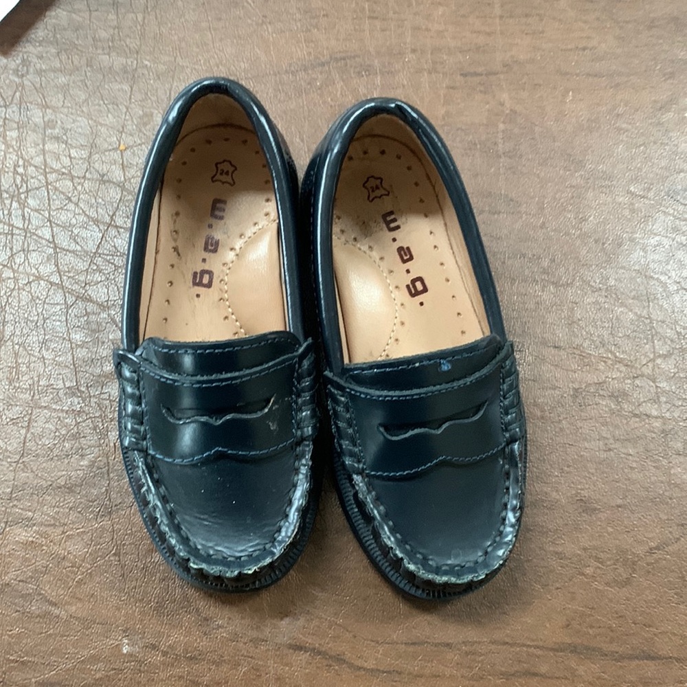 Wag  Navy Kids Shoes Size 24
